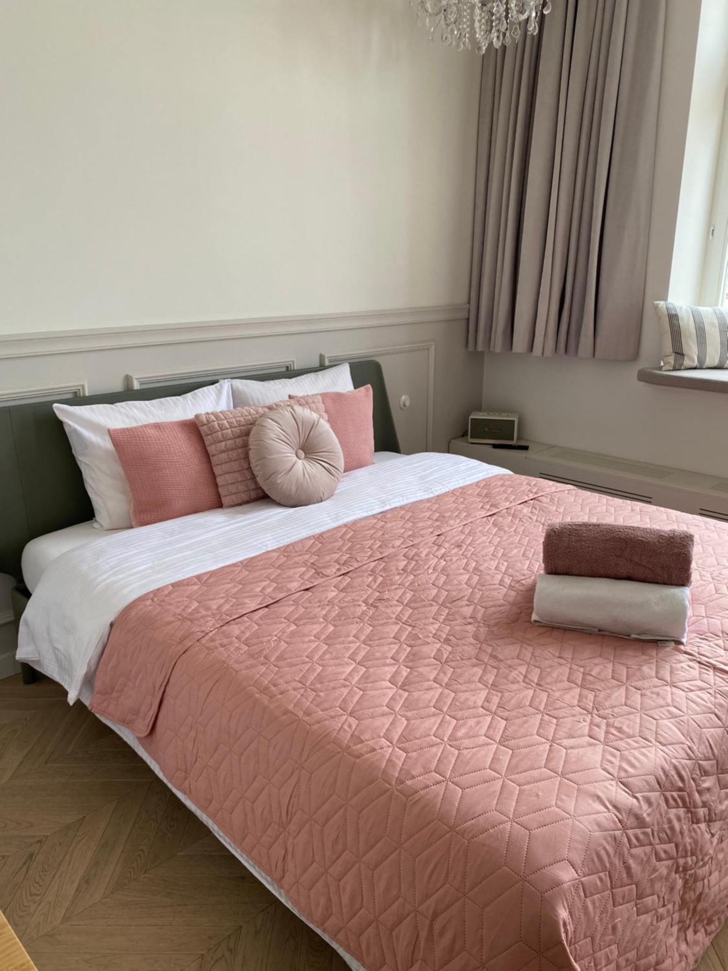 Royal Rose Apartment - Old Town Krakow Ngoại thất bức ảnh