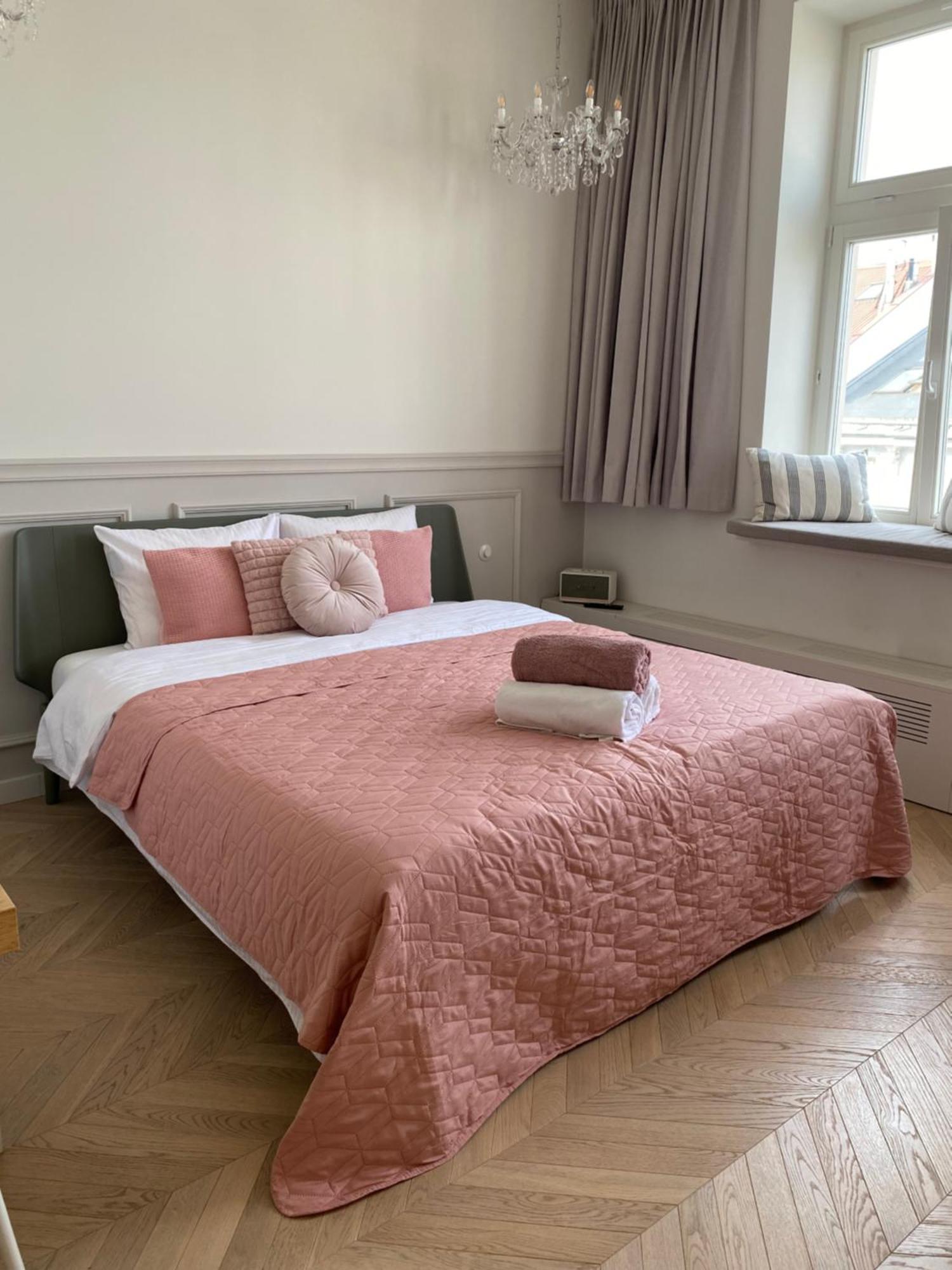 Royal Rose Apartment - Old Town Krakow Ngoại thất bức ảnh