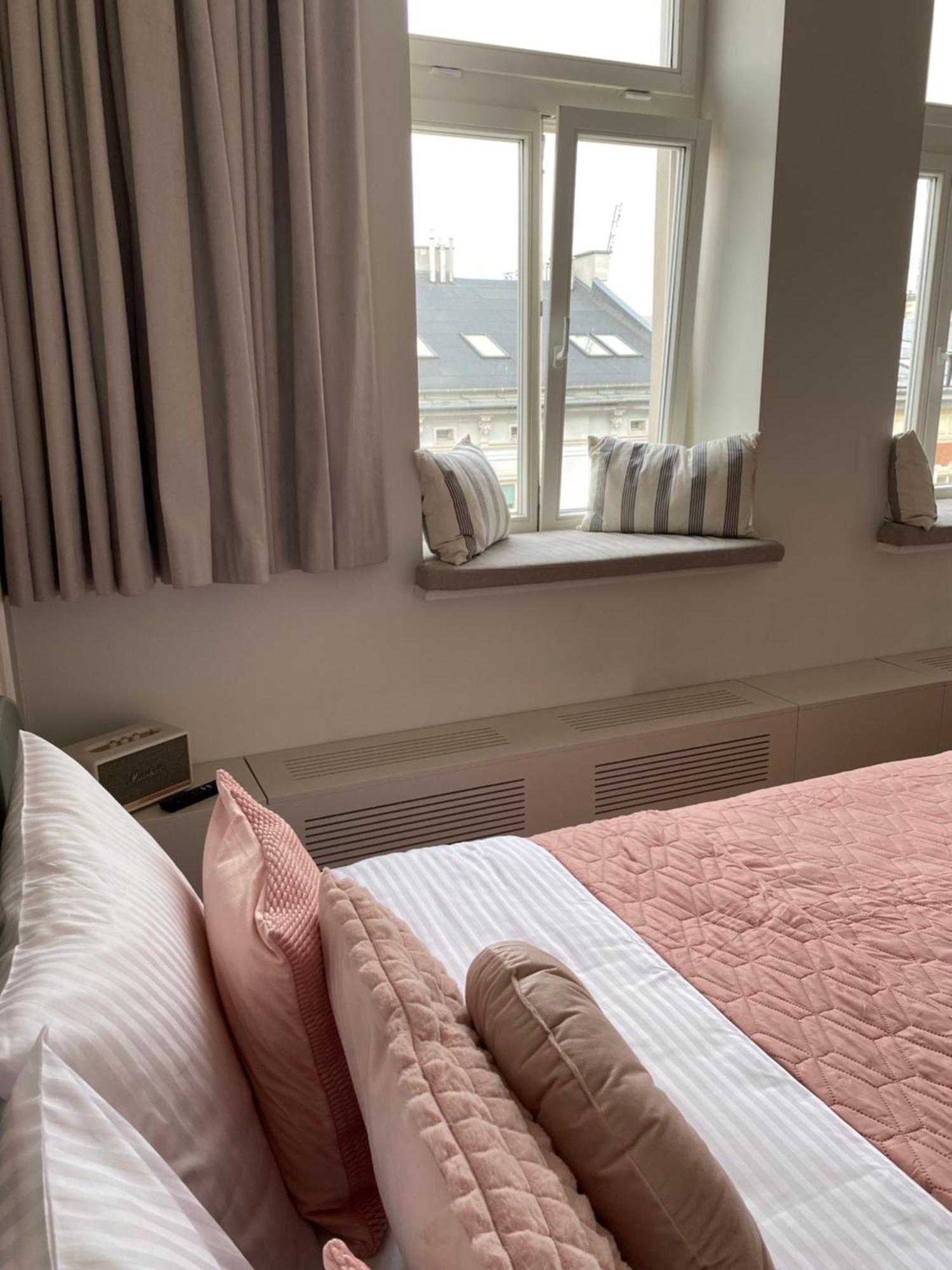 Royal Rose Apartment - Old Town Krakow Ngoại thất bức ảnh