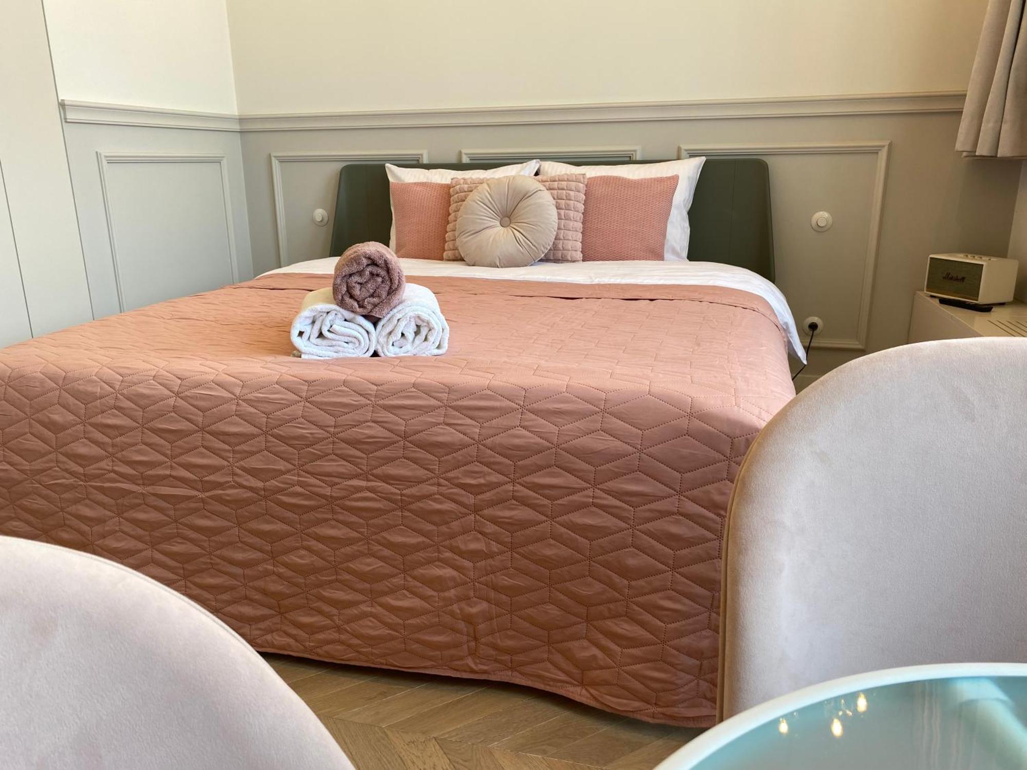 Royal Rose Apartment - Old Town Krakow Ngoại thất bức ảnh