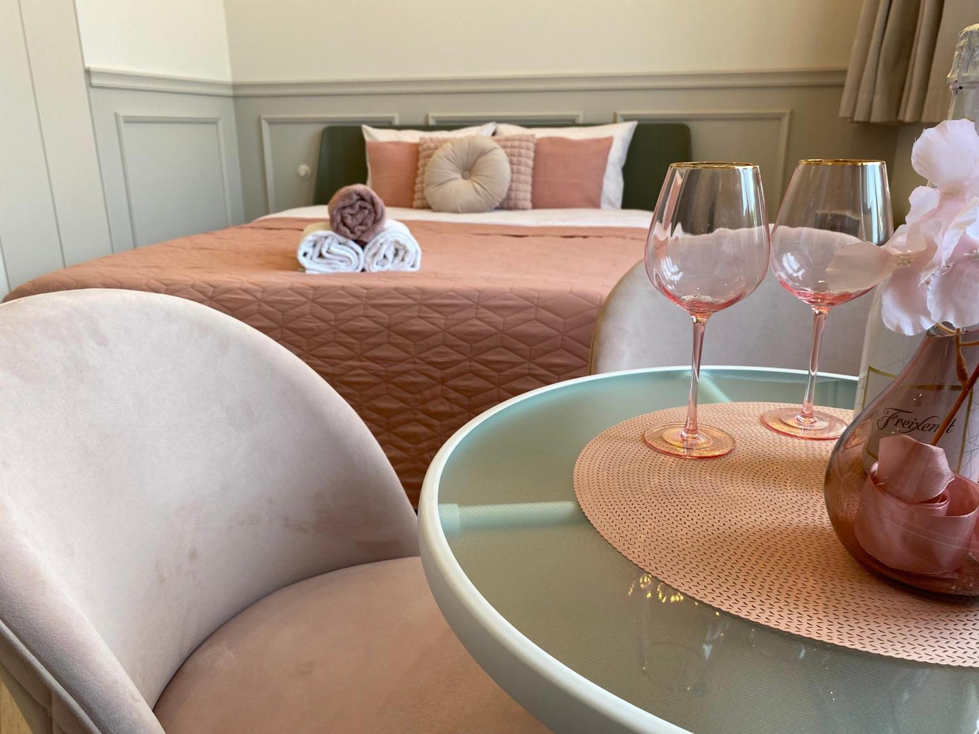 Royal Rose Apartment - Old Town Krakow Ngoại thất bức ảnh