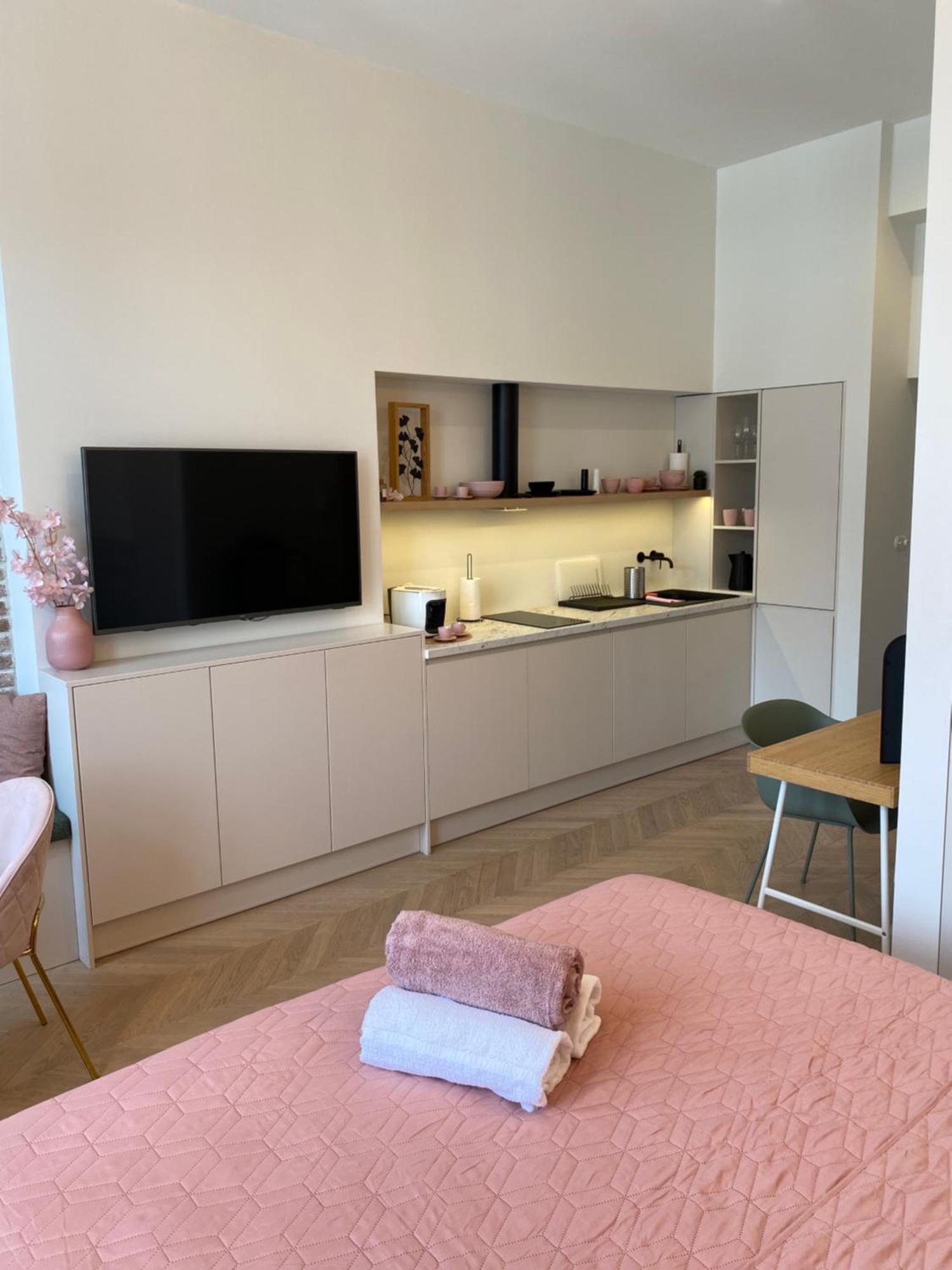 Royal Rose Apartment - Old Town Krakow Ngoại thất bức ảnh