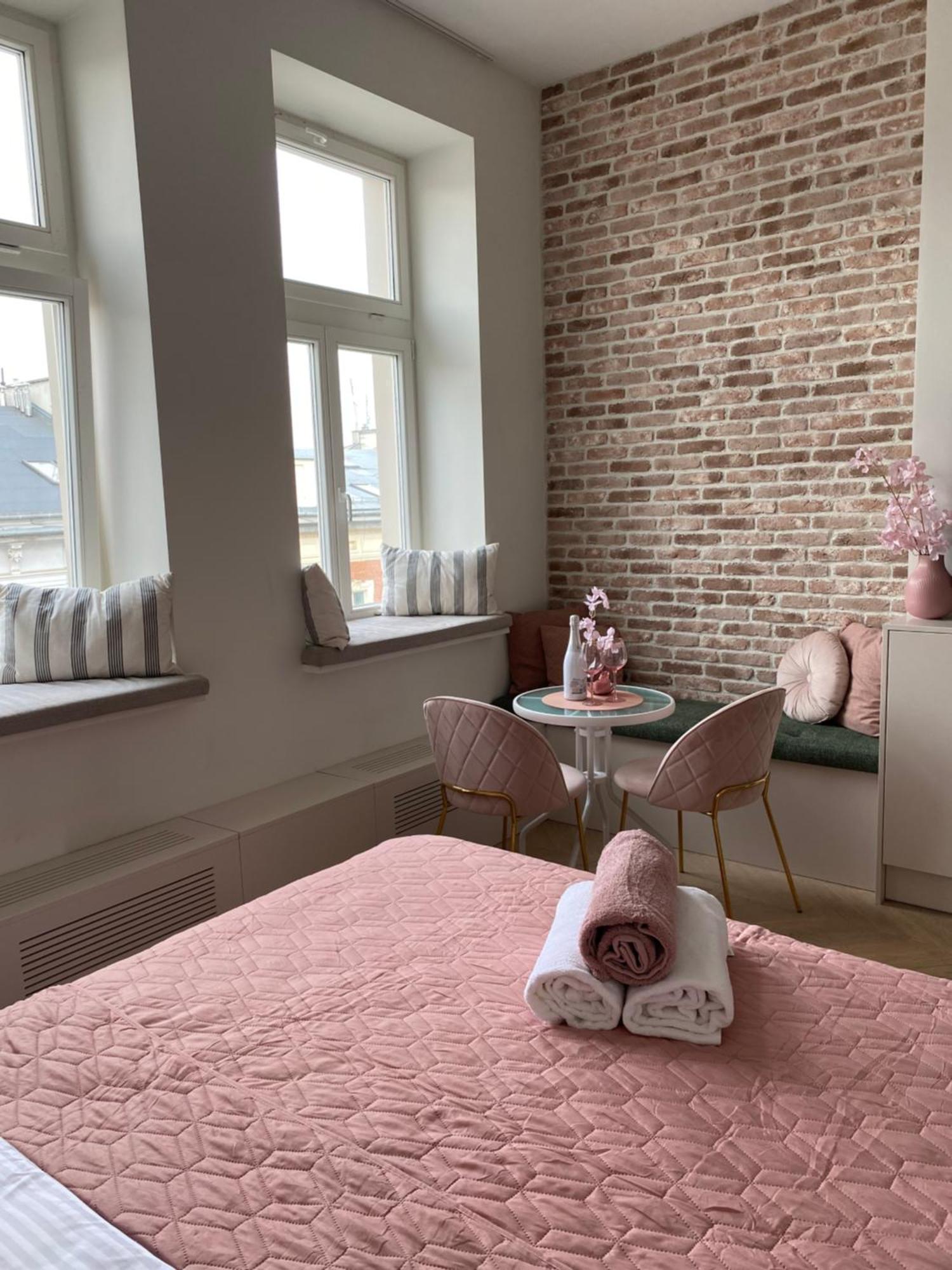 Royal Rose Apartment - Old Town Krakow Ngoại thất bức ảnh