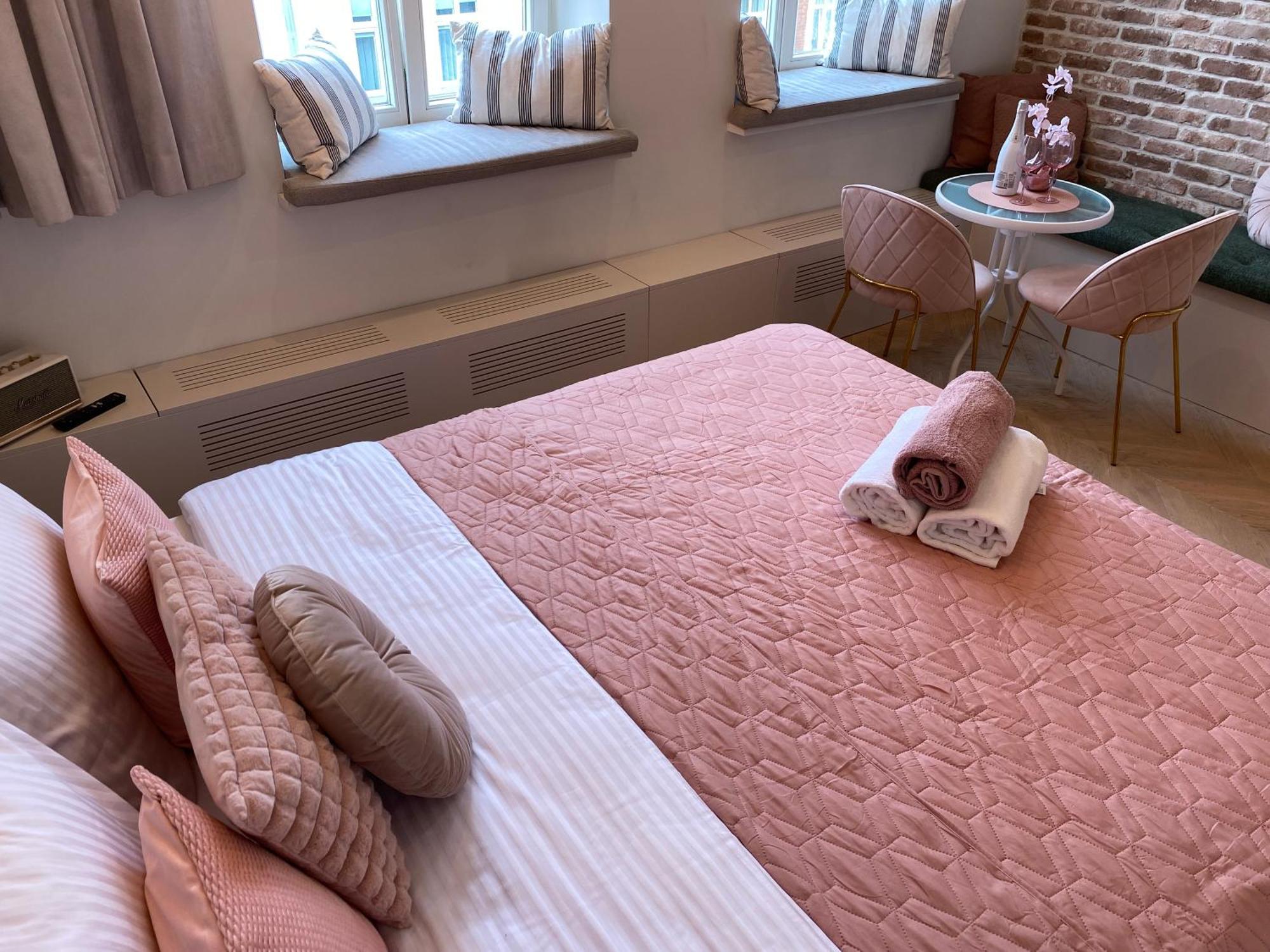 Royal Rose Apartment - Old Town Krakow Ngoại thất bức ảnh